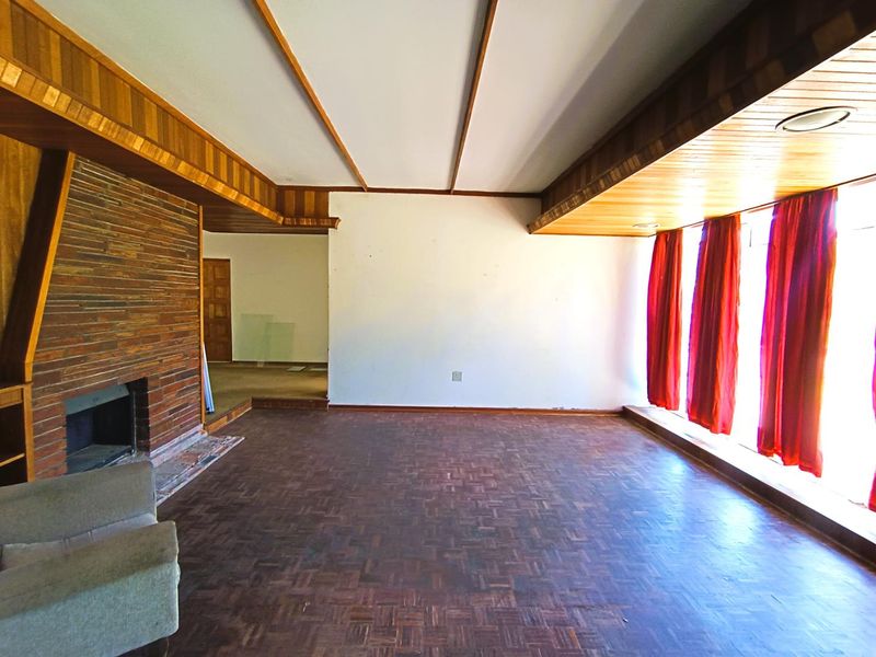 Prime Investment Opportunity – Corner Stand Gem Near UFS - Photo 3