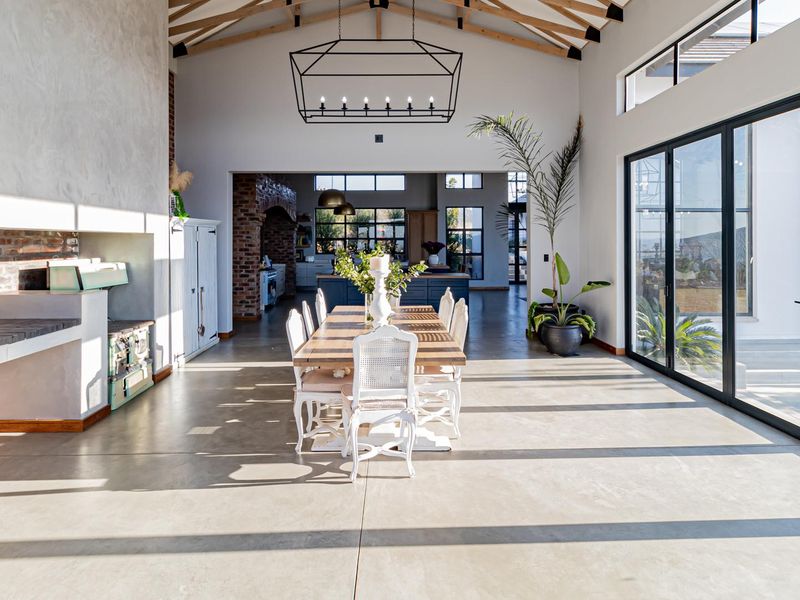 Exquisite Wildlife Estate Retreat – Where Luxury Meets Nature - Photo 9