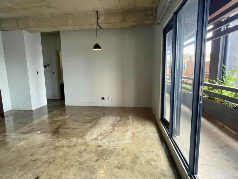 Hallmark House - 1 Bedroom 9th floor unit Available - Photo 3