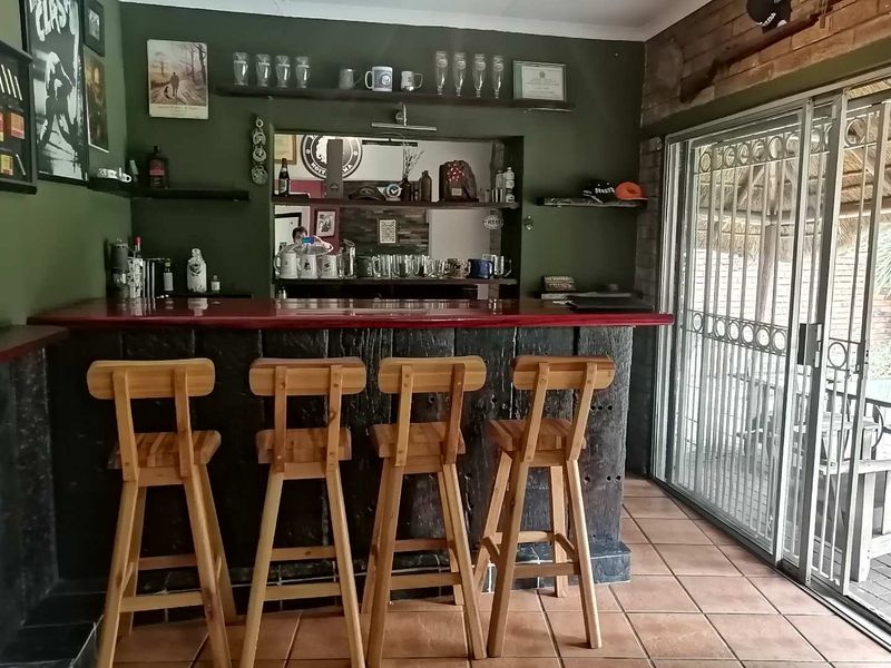 Well priced property in soon to be enclosed area North of Kingfisher Avenue - Photo 3