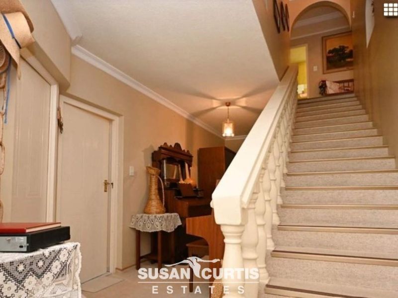 4 BEDROOM HOUSE WITH 4 FLATS FOR SALE IN HAGE HEIGHTS - Photo 5