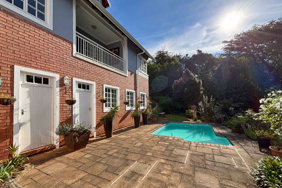 4 Bedroom Family Home for Sale in Oak Park Estate, Pietermaritzburg - Photo 4