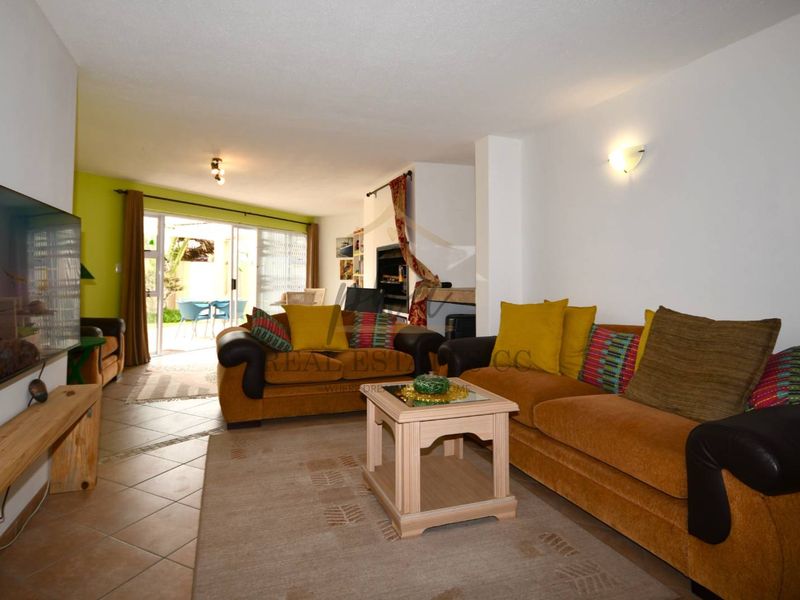 Style but also provides a lucrative Airbnb investment opportunity. - Photo 7