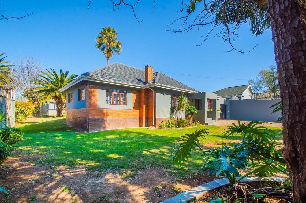 View of front garden