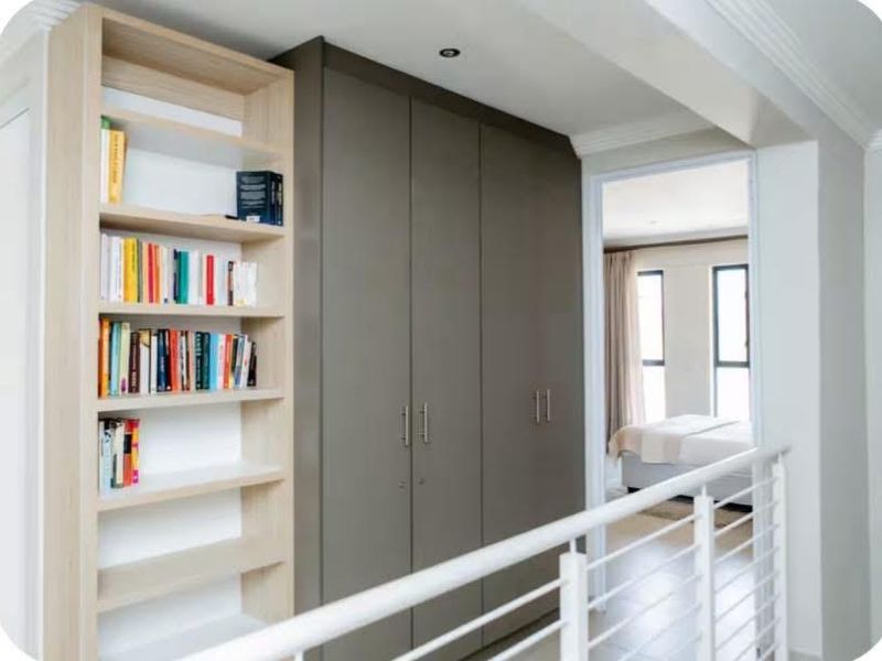 Fully Furnished Townhouse To Let - Photo 4