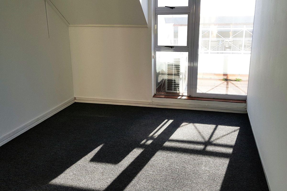 Loft Office for Sale in Westlake - Photo 5