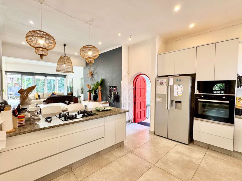 Hendra Estates - Stunning, Level Home With Large Income Generating 3 Bedroom Flatlet For Sale In Glen Anil! - Photo 5