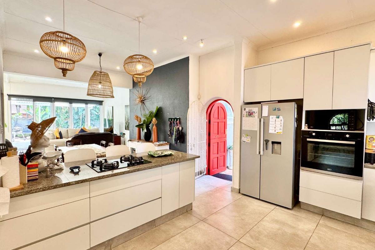 Hendra Estates - Stunning, Level Home With Large Income Generating 3 Bedroom Flatlet For Sale In Glen Anil! - Photo 5