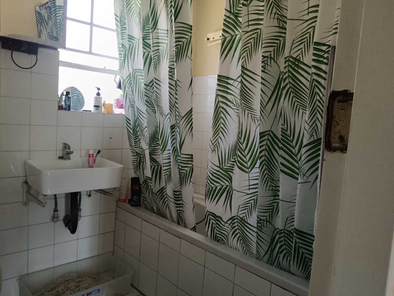 1st floor flat - Photo 10