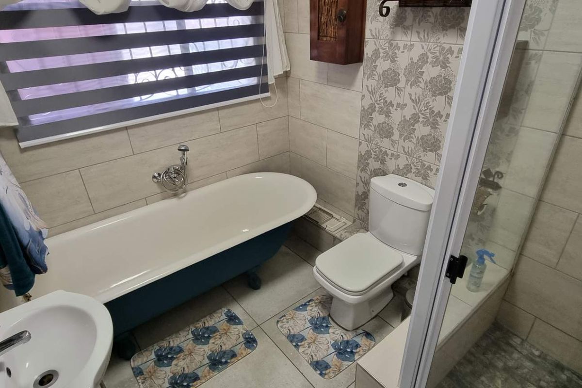 PICTURE PERFECT VERSATILE ACCOMMODATION - Photo 4