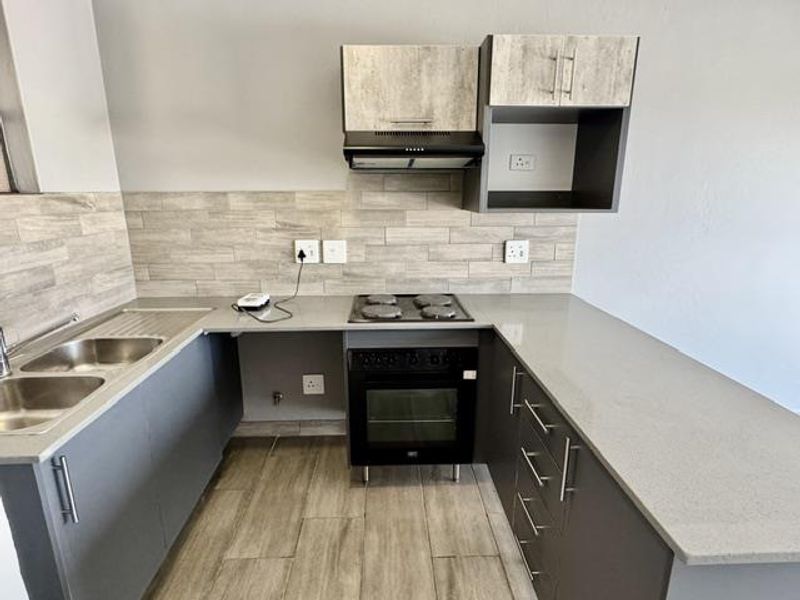 1 BED 1 BATH MODERN APARTMENT FOR SALE KENSINGTON B - Photo 3