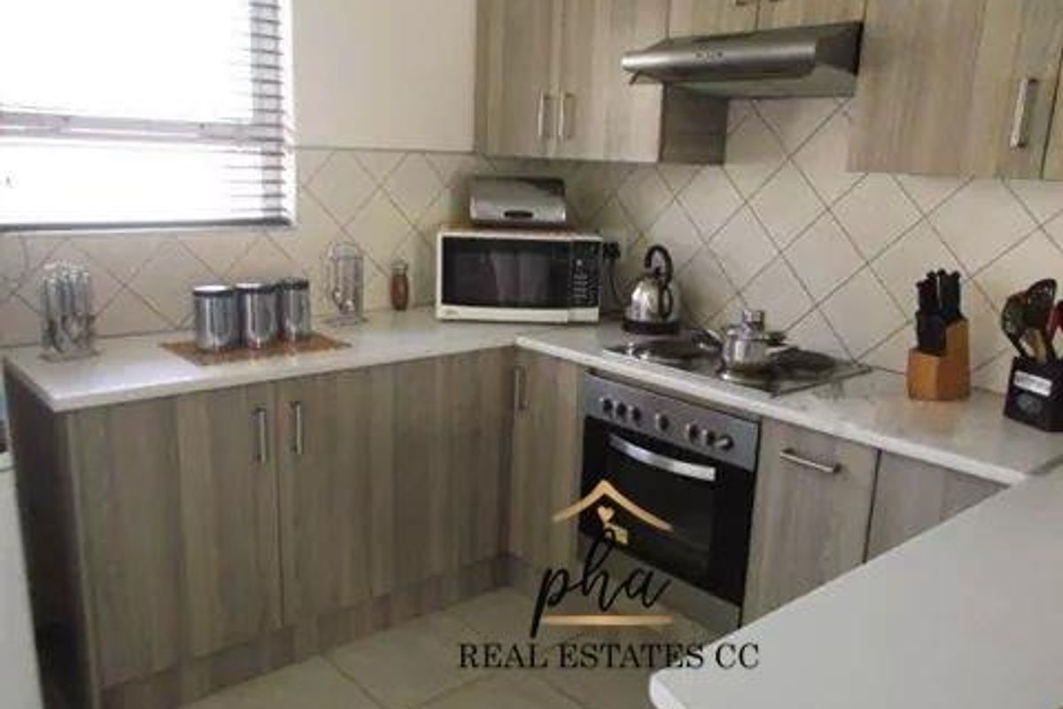 Townhouse for sale in Secure complex in Fairway Estates, Walvis Bay for N$850 000.00 - Photo 3