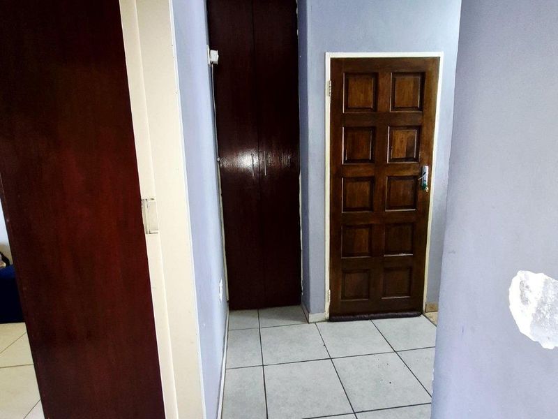 2 BEDS , 2 BATHS APARTMENT FOR SALE IN NORKEM PARK - Photo 4