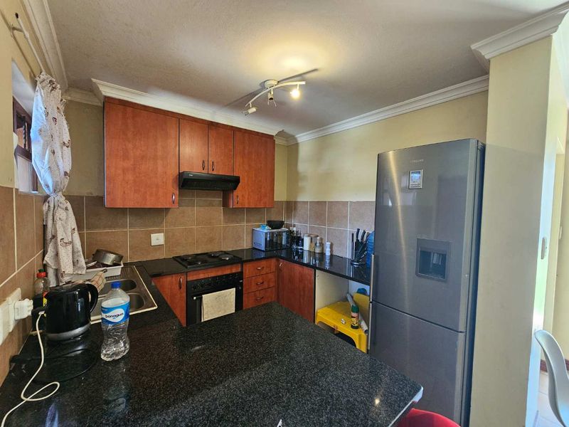 Modern 2 bedroom Apartment in Montana with a garage. Excellent Investment! - Photo 10