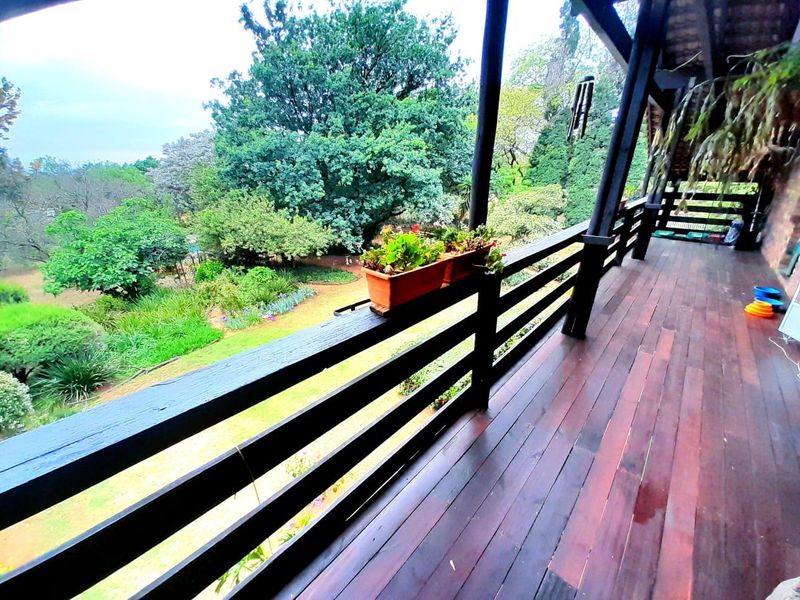 "A phenomenal residence is characterised by a generously sized land." - Photo 6