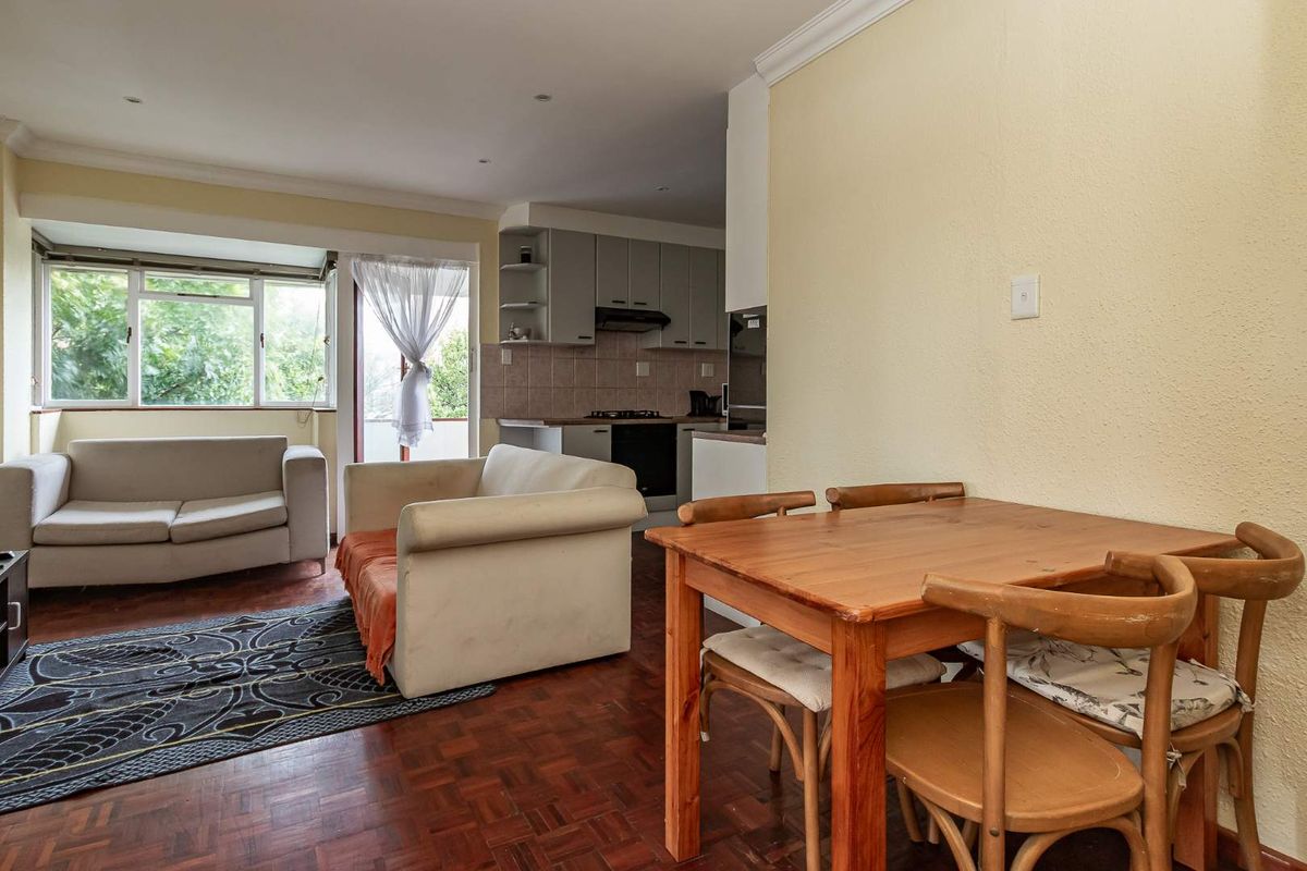 2 Bedroom Apartment in Rosebank - R1,595m - Photo 5