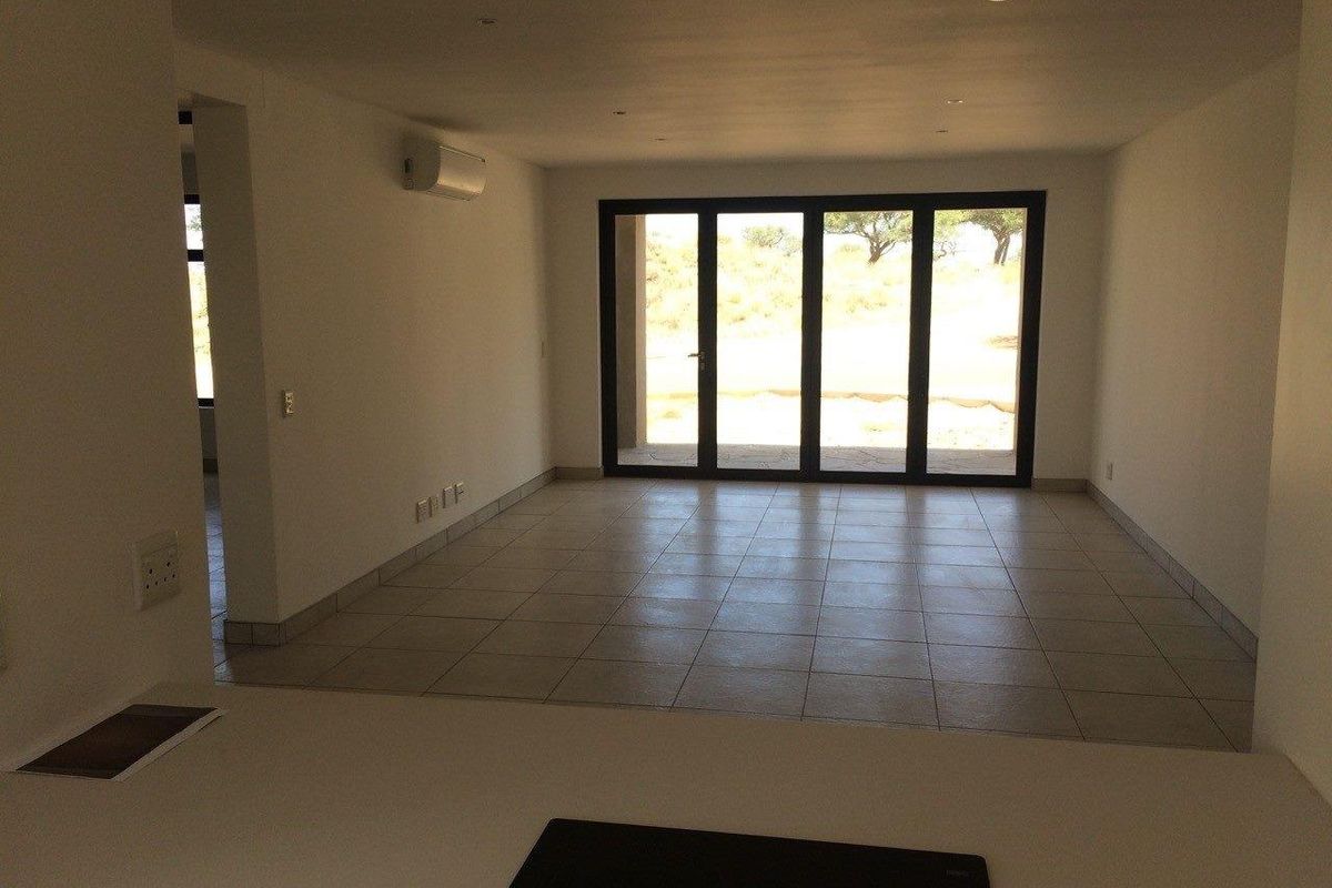 OMEYA - TWO BEDROOM APARTMENT FOR SALE N$ 1 300 000 - Photo 5