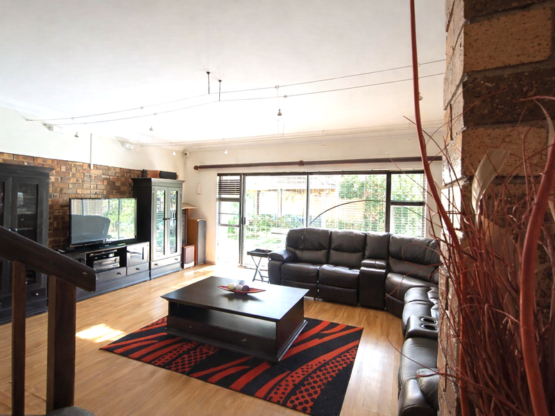 Spacious Family Living with Flexible Dual-Living Potential - Photo 2