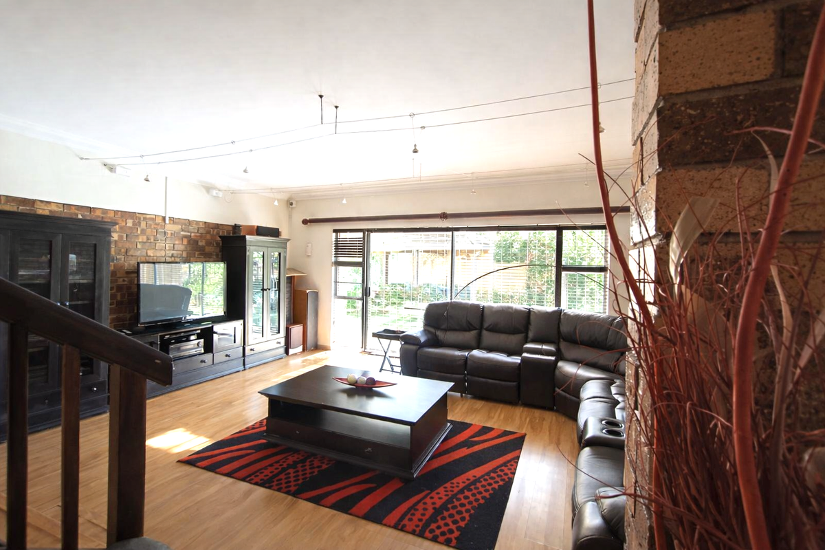 Spacious Family Living with Flexible Dual-Living Potential - Photo 2