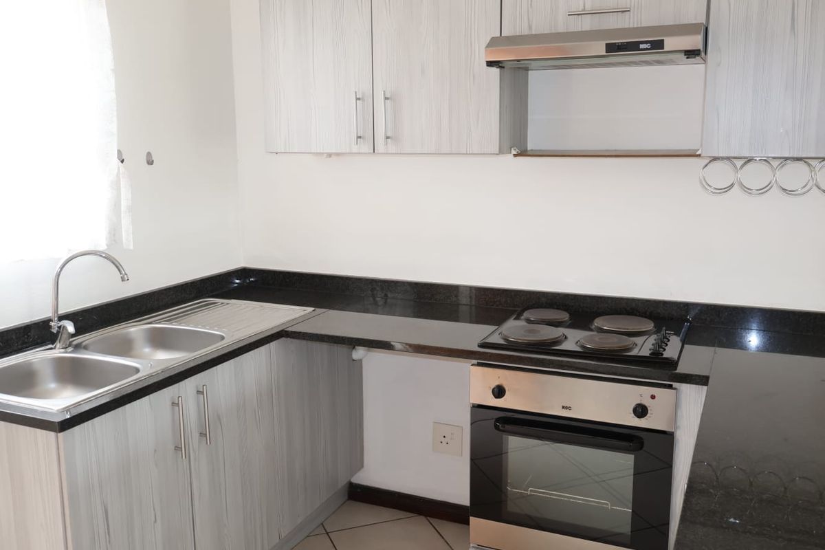 Ideal 2-bedroom Home for Families or Investors. - Photo 3