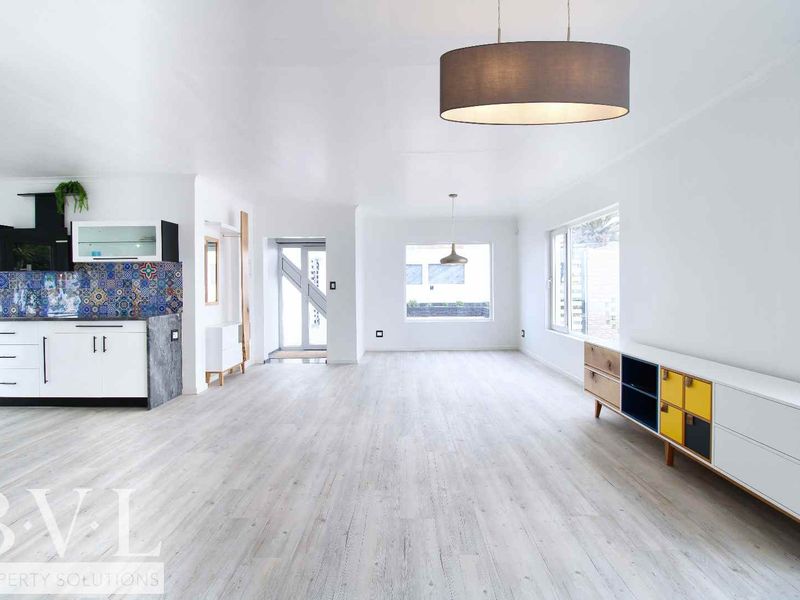 House For Sale - Vineta Swakopmund - Modern Coastal Living: A Rare Single-Level Sanctuary - Photo 5