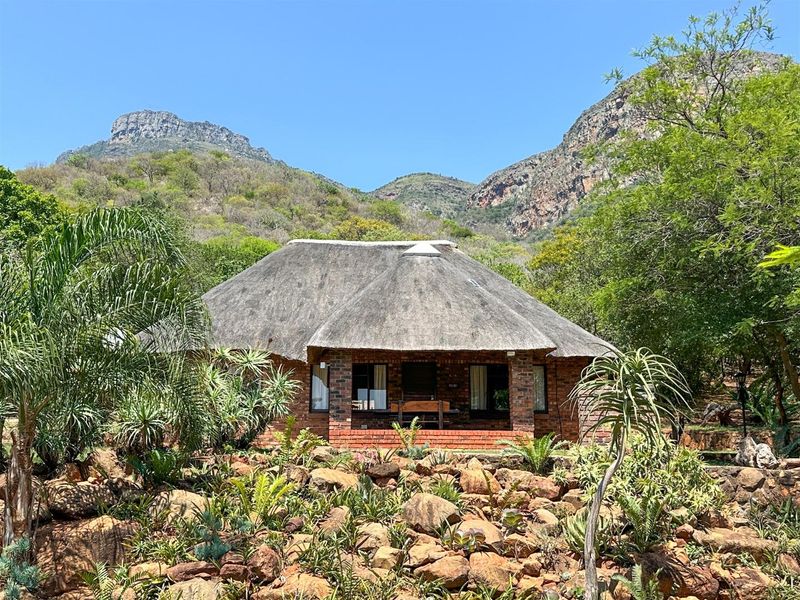 This well-known and popular lodge in Kampersrus is for Sale. - Photo 3