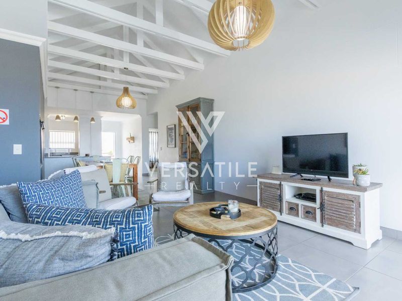 Fully Furnished Penthouse with Permanent Sea Views | To Let - Photo 6