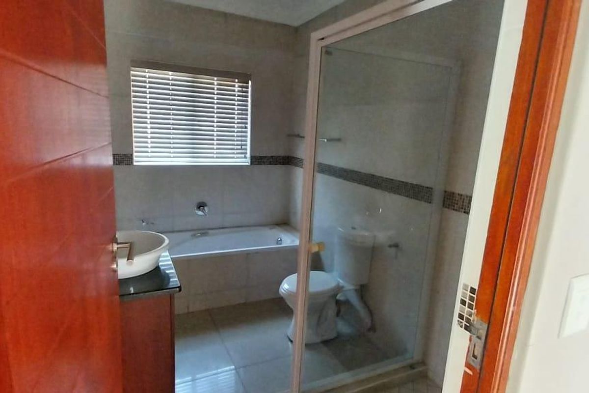 Duet In Thatchfield Hills Rua Vista Ext 12 - Photo 3