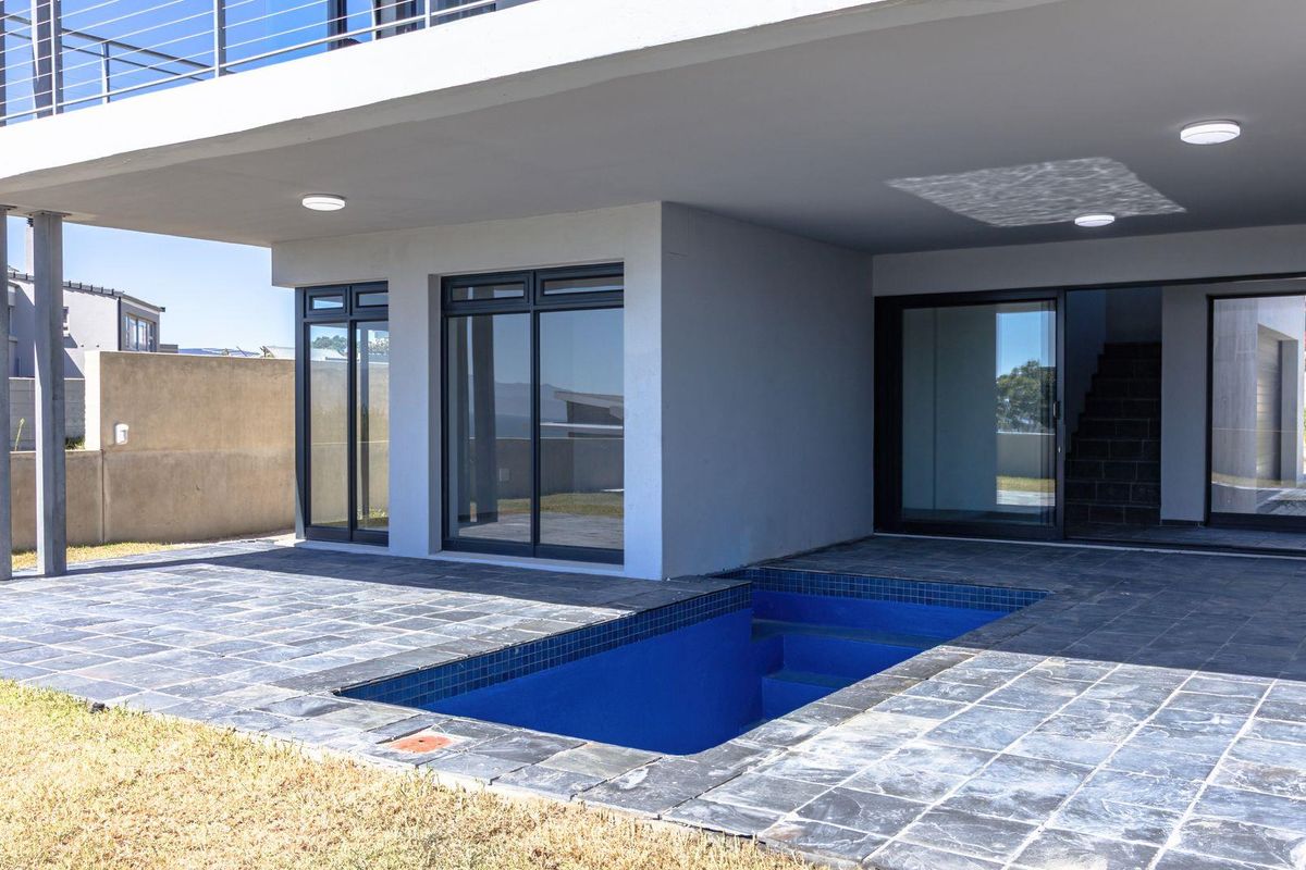 Luxurious, Brand New De Kelders Home - Photo 3