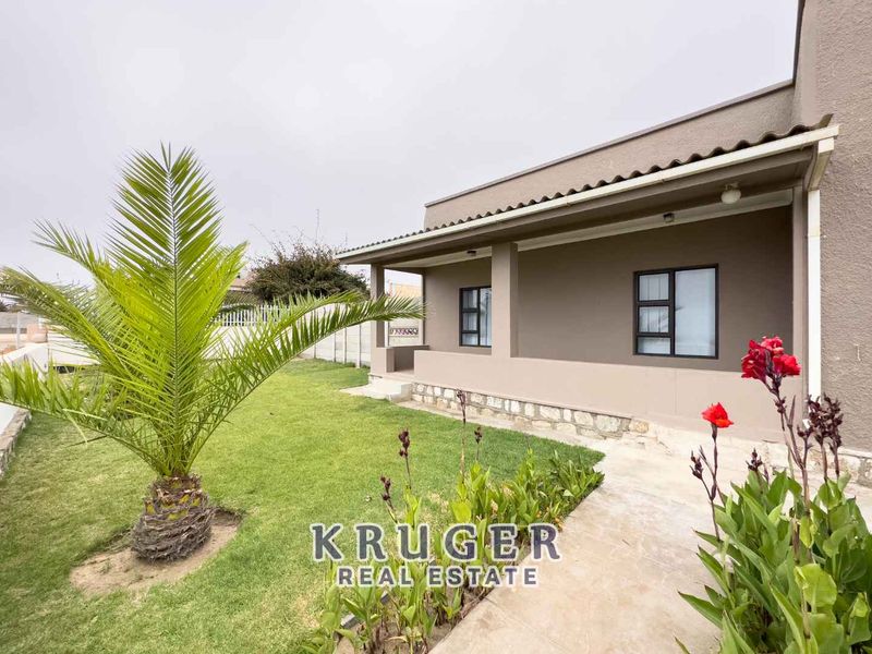 Beach-front opportunity - Photo 4