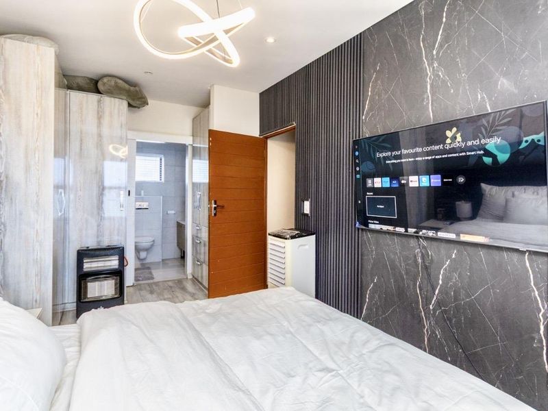 Fully Furnished Gem for Rent in Secure Parklands North Community - Photo 7
