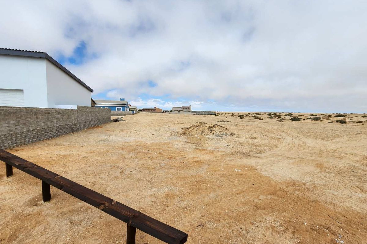 Nice big erf located in a cul-de-sac. - Photo 2