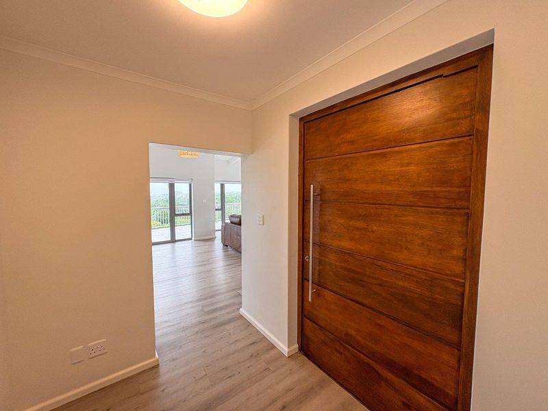 Live Among the Fynbos with Panoramic Sea Views - Photo 2