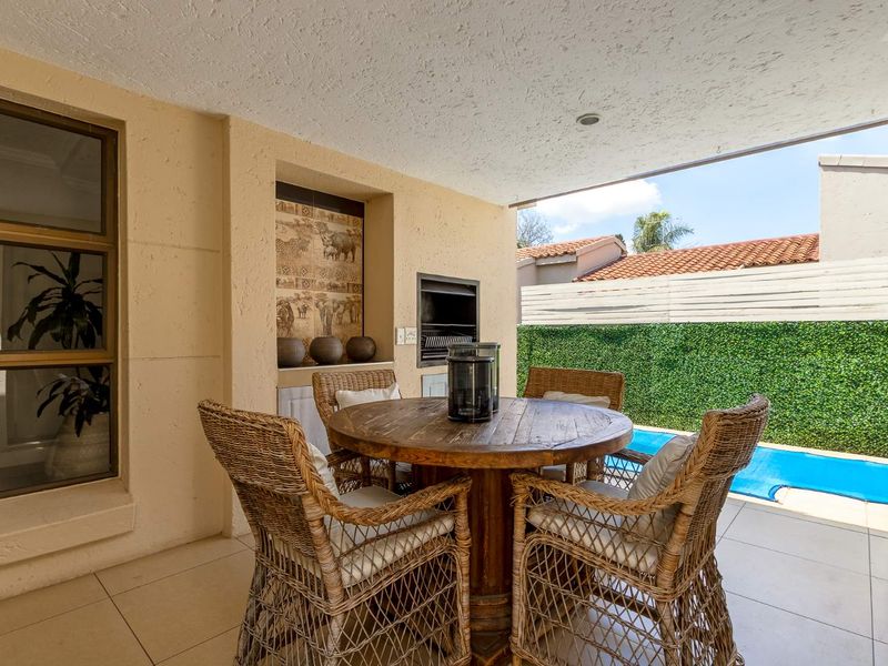 3 BEDROOM HOUSE FOR SALE IN DAINFERN GOLF ESTATE - Photo 2