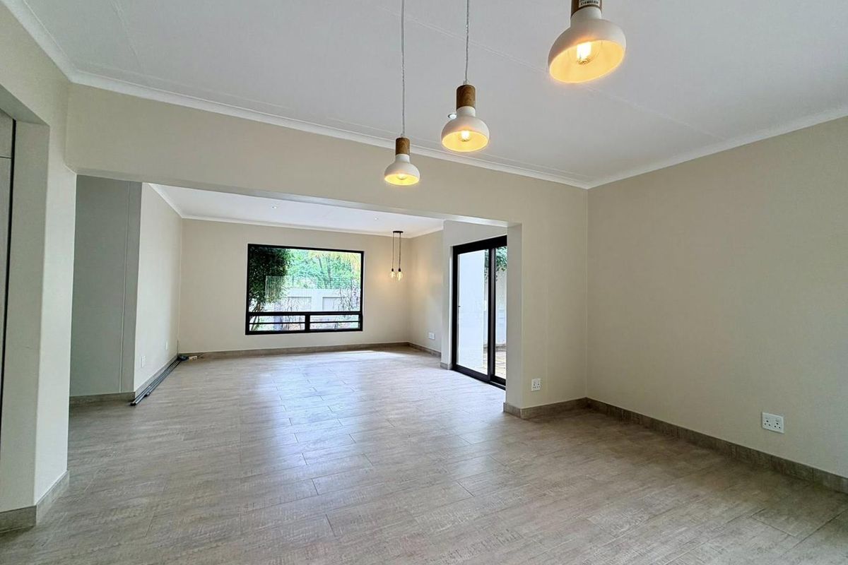 4 Bedroom House TO LET in Klein Windhoek - Photo 5