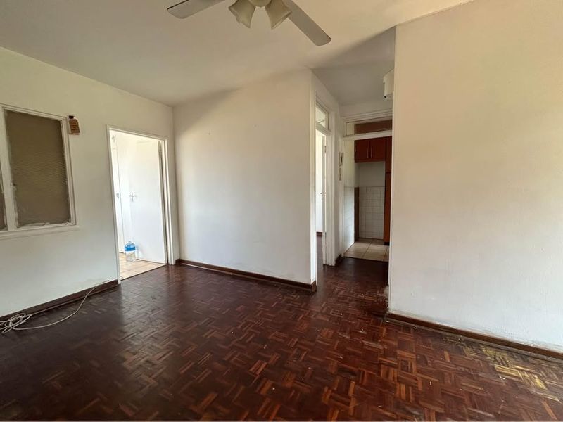 For Rent | Montclair | 2 bedroom Apartment - Photo 5