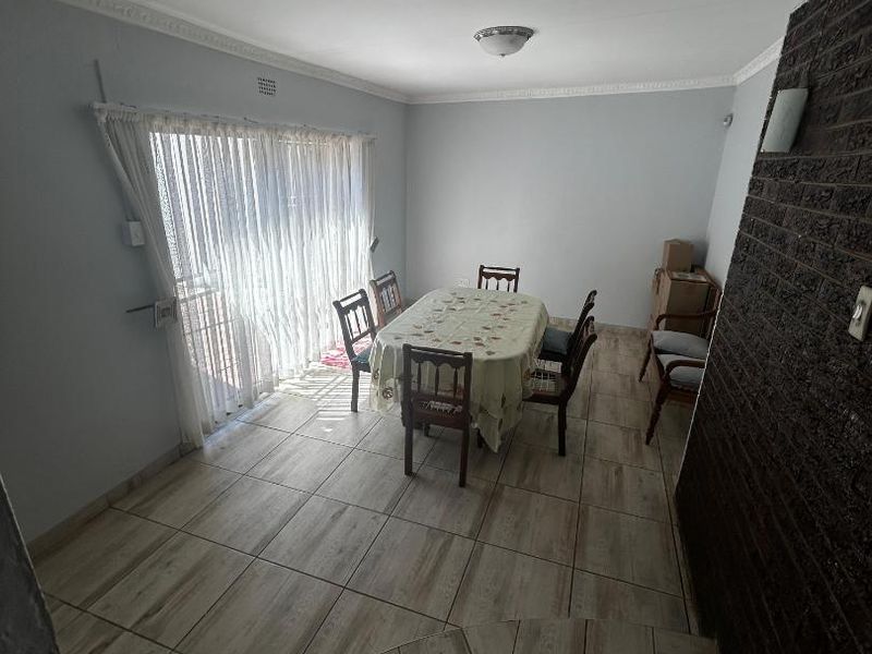 4 bedroom home for sale in roodepoort - Photo 10