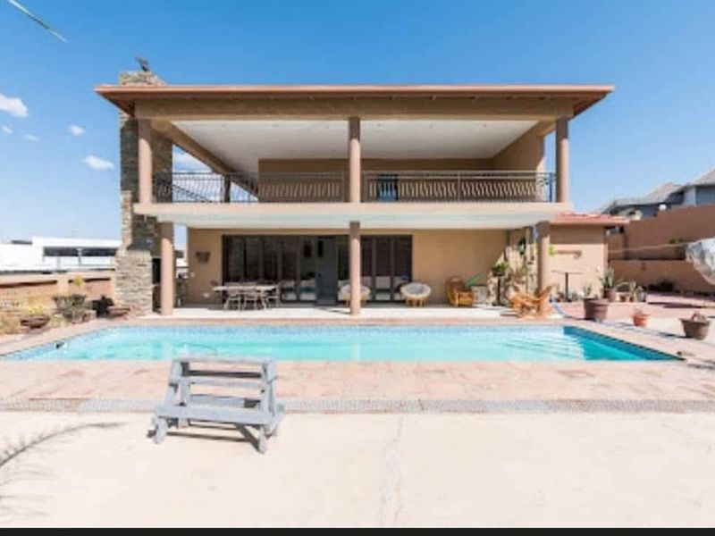 For Sale - Auasblick mansion - Photo 2