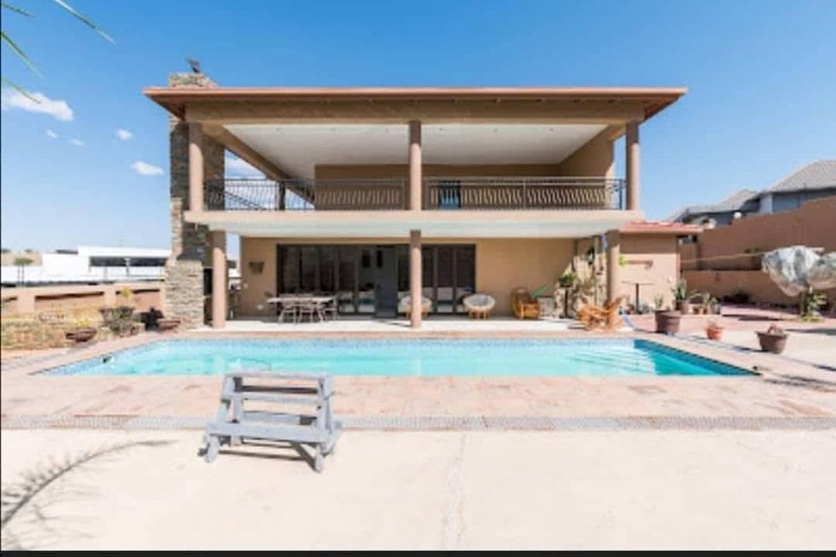For Sale - Auasblick mansion - Photo 2