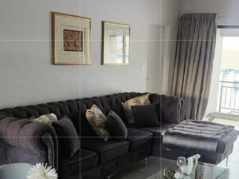 2 Bedroom  Apartment in the heart of Morningside for sale - Photo 9