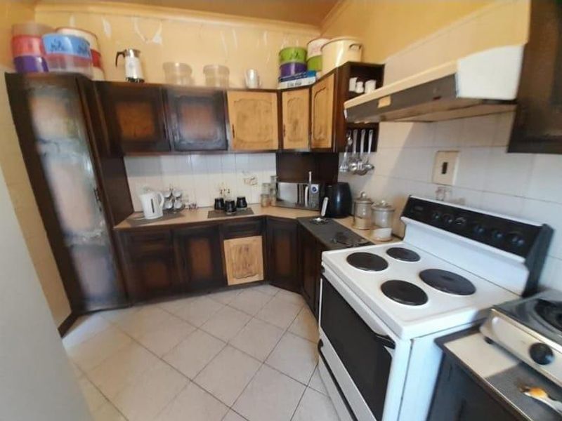 3 Bedroom House for Sale in Alan Manor Johannesburg South - Photo 3