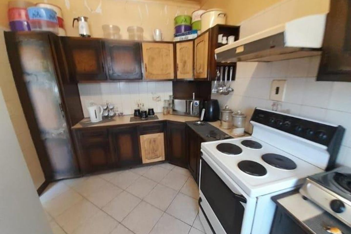 3 Bedroom House for Sale in Alan Manor Johannesburg South - Photo 3