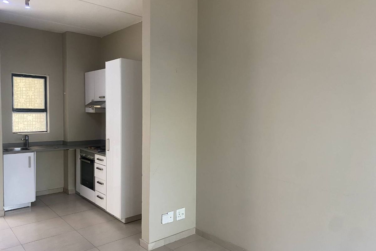 Ideal Family Apartment for Rent - Photo 4