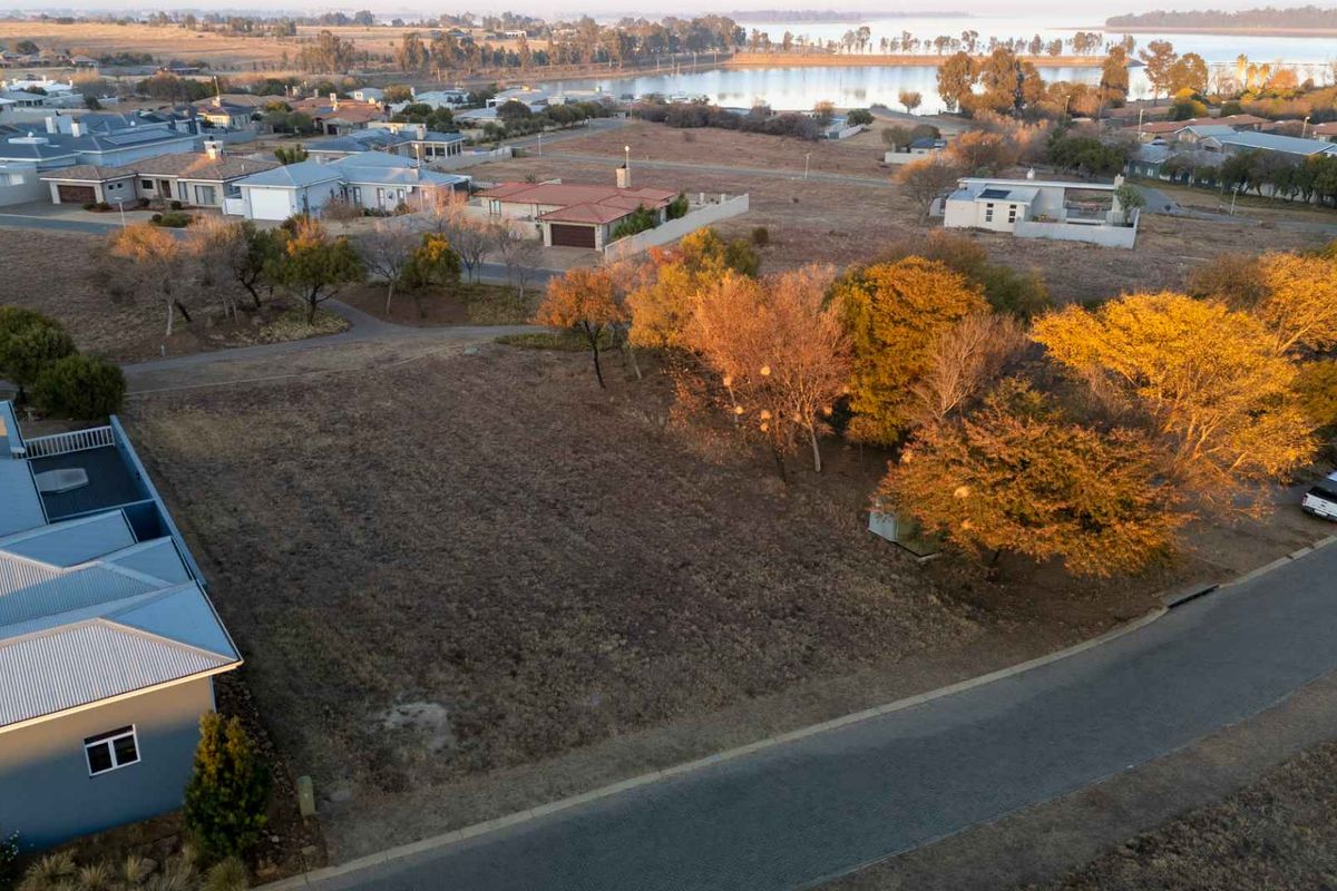 Build Your Dream Escape at Vaalmarina Holiday, Harbour Town - Photo 2
