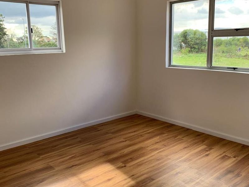 Refurbished Offices with Parking in Central Blackheath - Photo 10