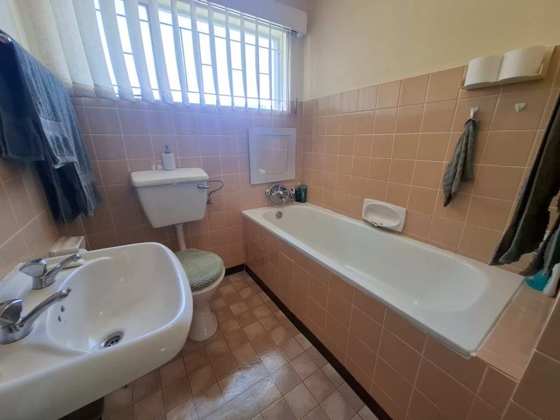 A Rare Opportunity in Prime Eros Location - Photo 5