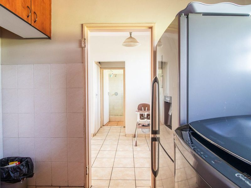 Prime Location & Modern Comfort in One Package - Photo 7