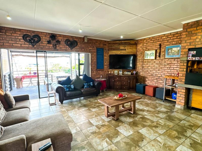 Versatile Living at Its Best: Dual Home in Klein Brak! - Photo 6