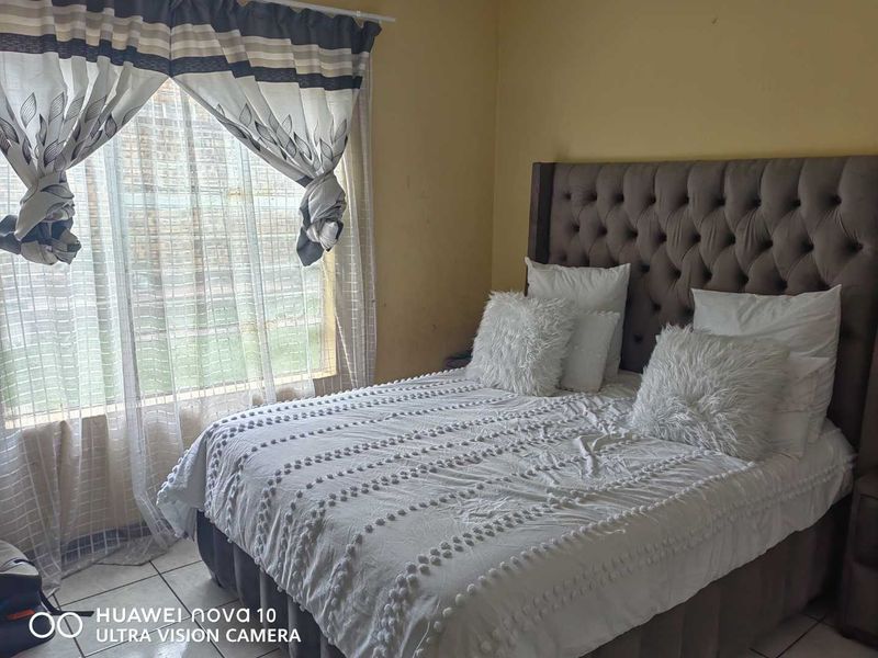 Calling our investors and first time buyers to grab this beautiful 2 bedroom groundfloor Apartment for sale - Photo 10