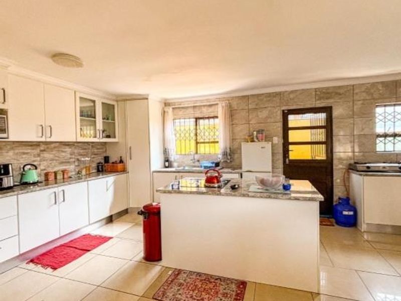 3 Bedroom House for Sale in Ormonde View - Photo 3